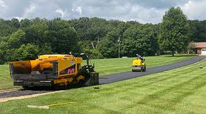 Why Choose Us For All Your Driveway Paving Needs in Kankakee, IL?